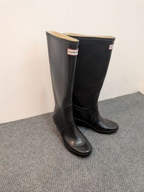 Hunter Black Tall Rain Boots